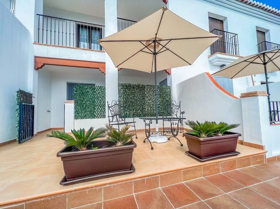 Modern 2 Bed Apartment With Pool In Frigiliana Exterior photo